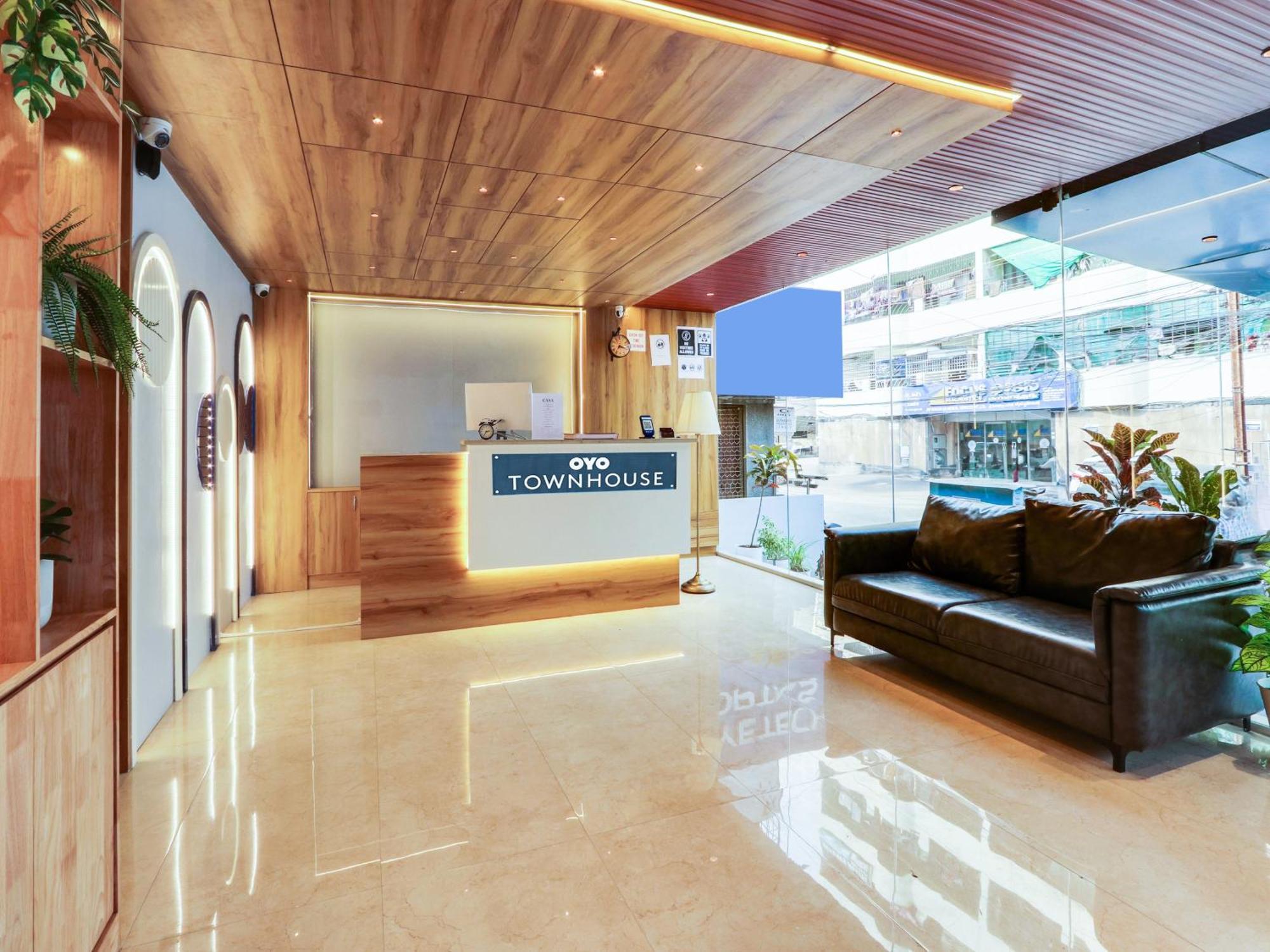Townhouse Casa Grand Hotel Hyderabad Luaran gambar