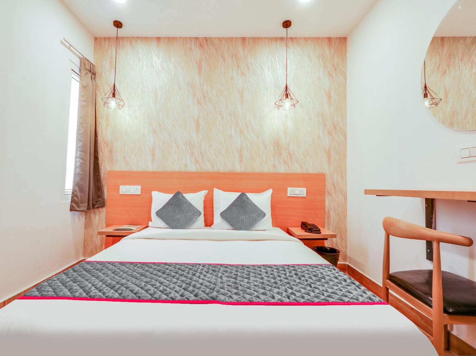 Townhouse Casa Grand Hotel Hyderabad Luaran gambar